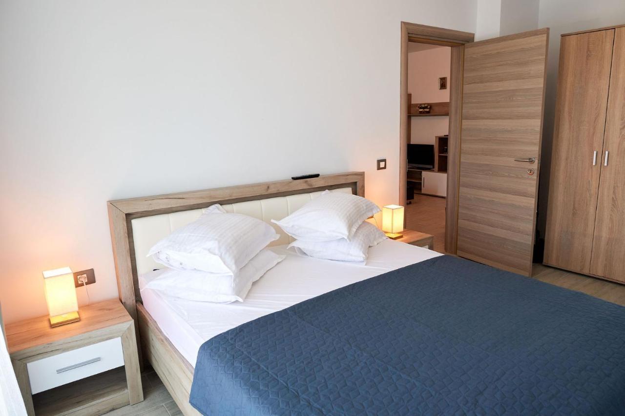 Rubic Apartment Spa N Pool Beach Resort นาโวดาริ ภายนอก รูปภาพ